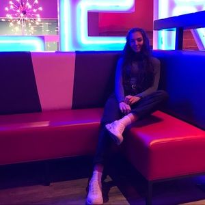 Meet your Posher, Jane